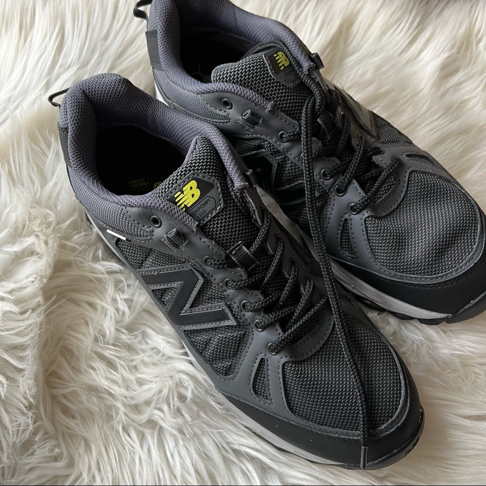 NEW BALANCE Men's Fresh Foam 1350 V1 Walking Shoe - Picture 2 of 13